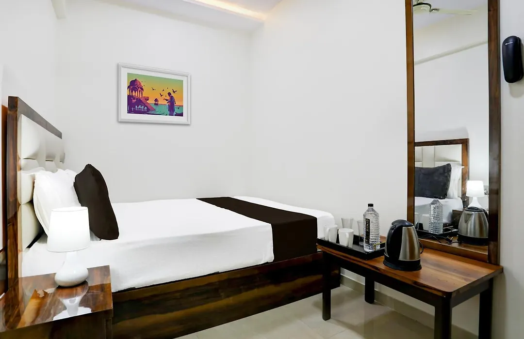 Hotel O Akshay 4*