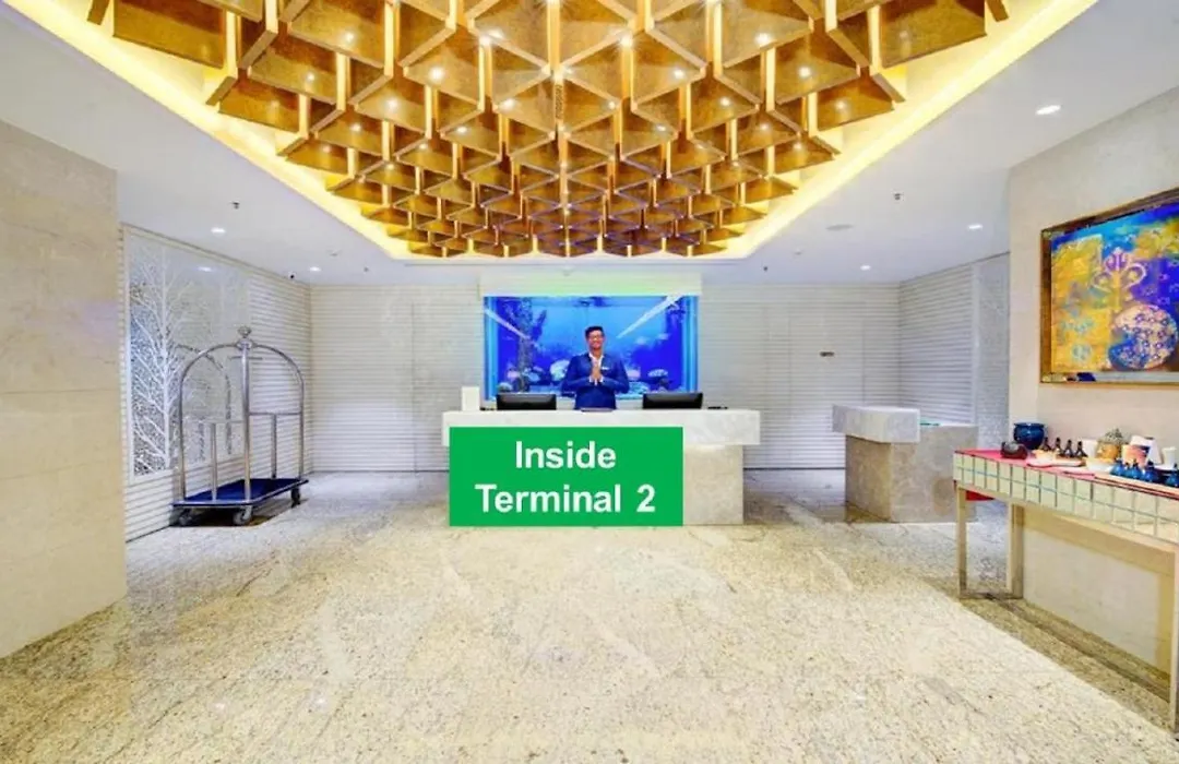 Niranta Transit Airport - At Arrivals Hotel 4*