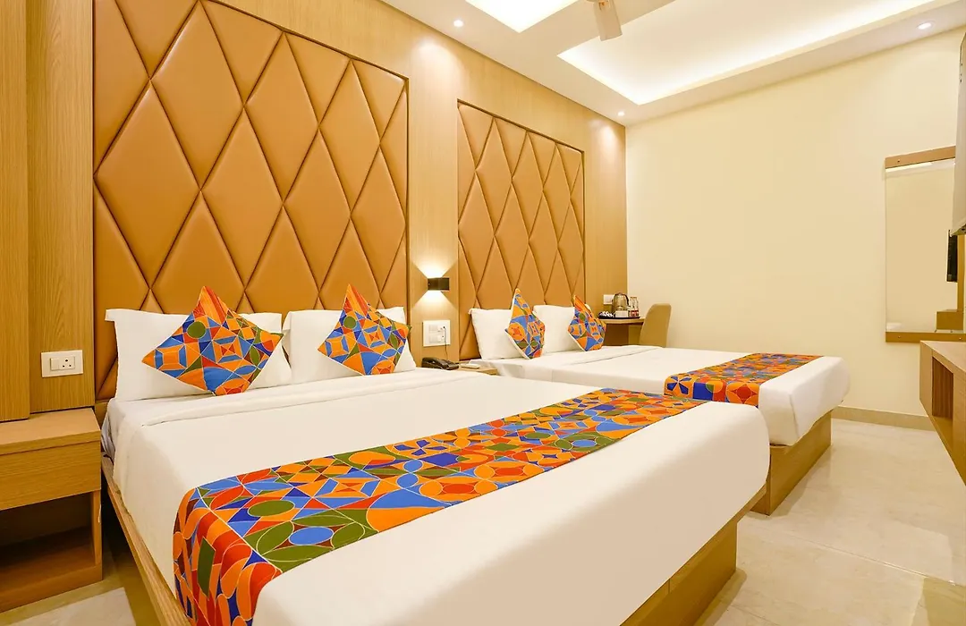 Fabhotel Prime Palm Grove - Nr Bkc Hotel
