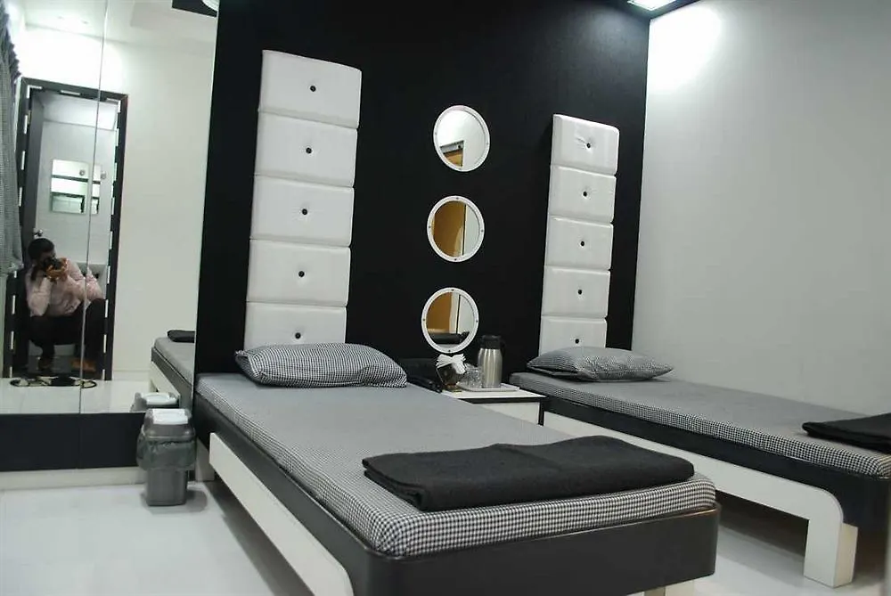 Nice Guest House