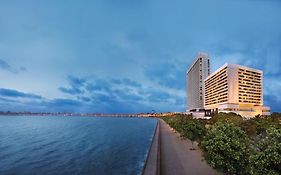 The Oberoi Mumbai Hotel Exterior photo