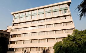 Residency Hotel Andheri Mumbai Exterior photo