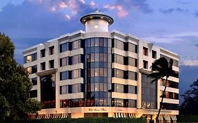 Hotel Marine Plaza Mumbai Exterior photo